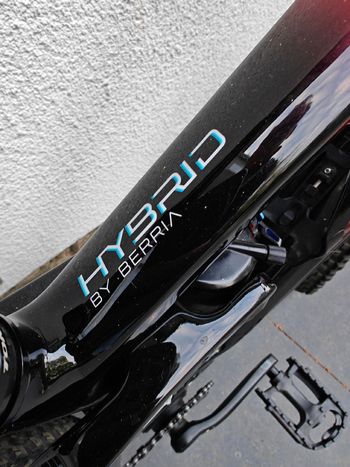 Used Berria Custom SRAM NX Eagle 2023 Mountainbike, Red, 29 — image 12 of 15