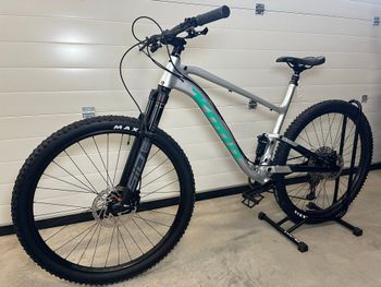 Kona, Hei Hei 2023