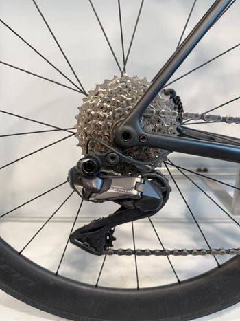 Used Trek Madone SL 7 Gen 7 2024 2024 Road & Gravel — image 5 of 6