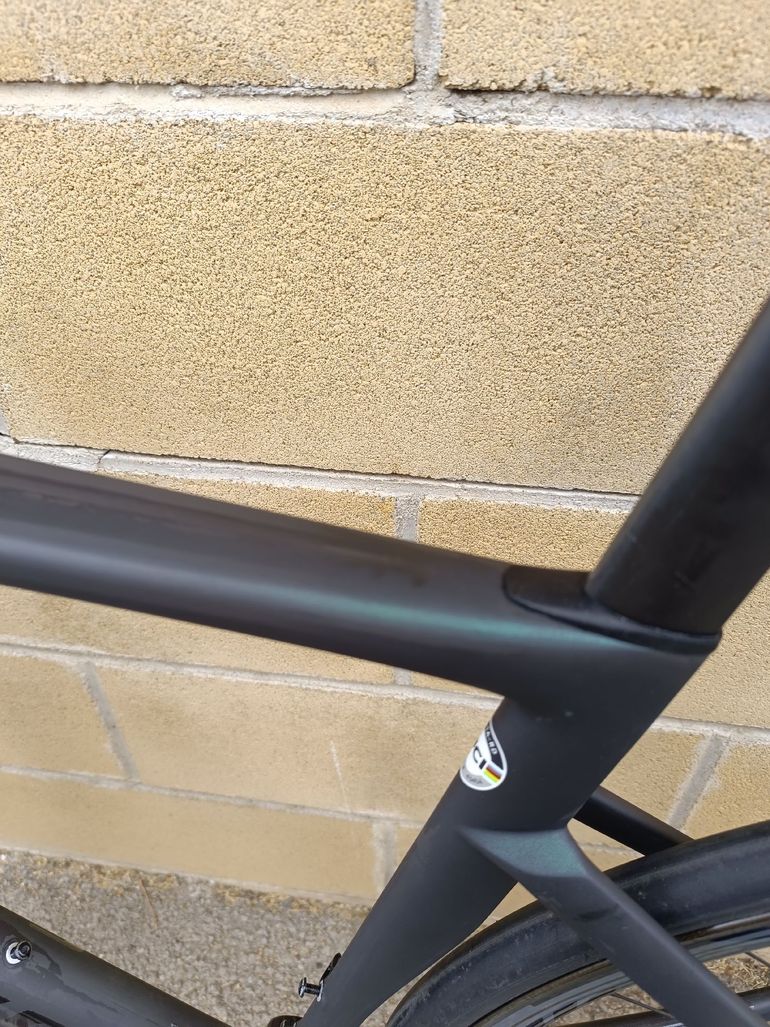 Used Specialized Tarmac SL7 Sport - Shimano 105 2024 Frameset 2024 Road & Gravel, Black — image 6 of 16