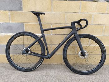 Used Specialized Tarmac SL7 Sport - Shimano 105 2024 Frameset 2024 Road & Gravel, Black — image 2 of 16