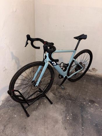 Used 3T 3T Exploro Ultra Carbon Gravelbike Elektronische Schaltung 2024 Road & Gravel — image 2 of 20