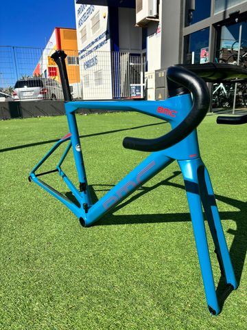BMC Roadmachine 01 MOD 2023 Frameset 2023 Road & Gravel usato