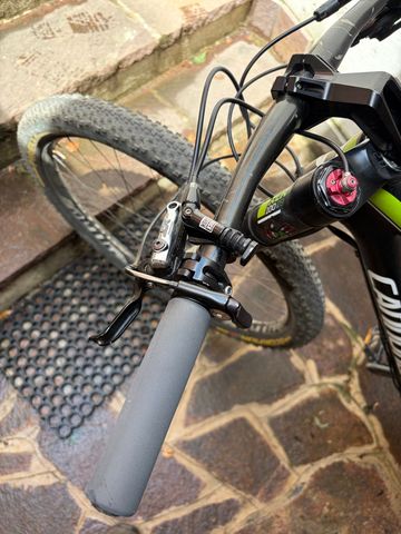 Cannondale F-Si Carbon 1 2018 2018 Mountainbike usato, Nero — immagine 4 di 8