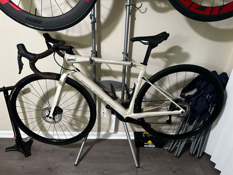 Used BMC Teammachine SLR TWO 2024 2024 Road & Gravel, White — image 7 of 7