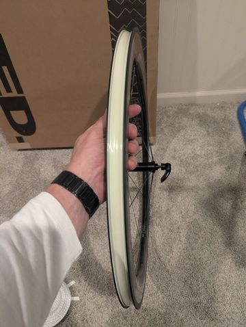 Gebrauchtes Canyon Speedmax CF 8.0 Di2 2019 2019 Road & Gravel, Schwarz — Bild 3 von 7
