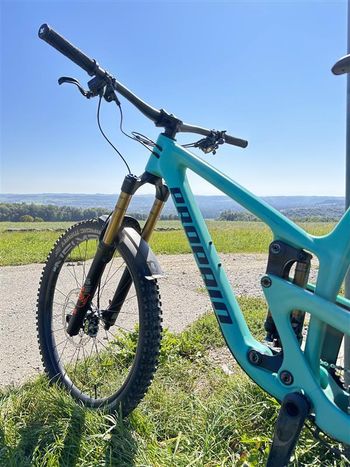 Used Propain Propain Tyee CF 27,5 Enduro Mountainbike 2022 Mountainbike, Green — image 2 of 7
