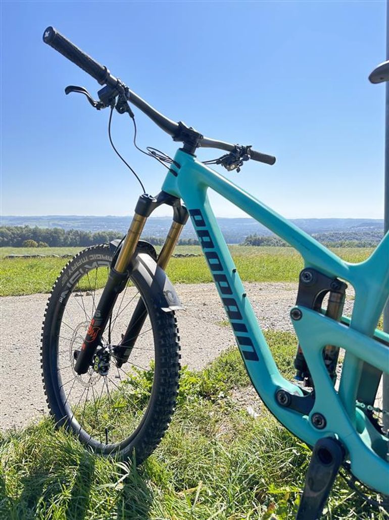 Used Propain Propain Tyee CF 27,5 Enduro Mountainbike 2022 Mountainbike, Green — image 2 of 7