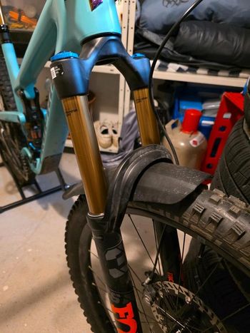 Used Propain Propain Tyee CF 27,5 Enduro Mountainbike 2022 Mountainbike, Green — image 4 of 7