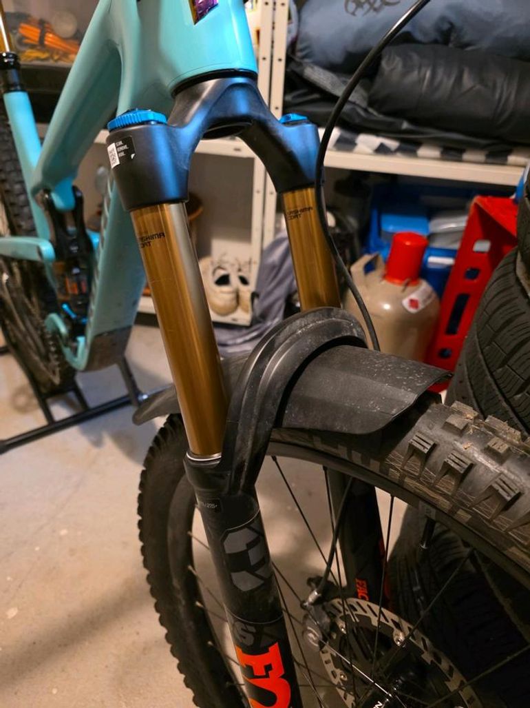 Used Propain Propain Tyee CF 27,5 Enduro Mountainbike 2022 Mountainbike, Green — image 4 of 7