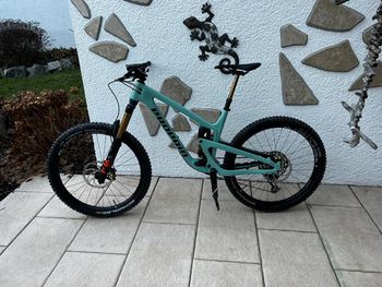 Used Propain Propain Tyee CF 27,5 Enduro Mountainbike 2022 MTB