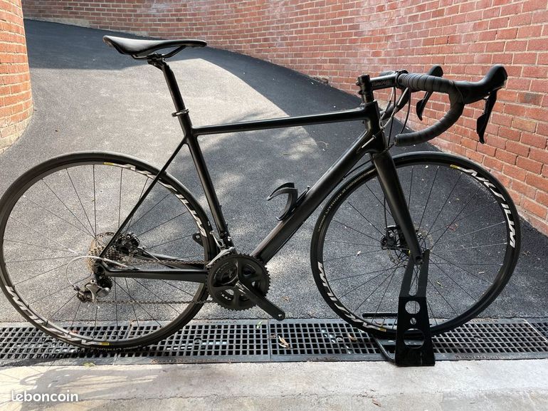 Used Générique Yishun Bike 2017 Road & Gravel, Black — image 2 of 3