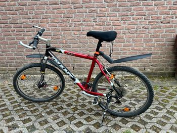 Used Giant Giant ATX 840 2009 Mountainbike, Black, 26 — image 7 of 8