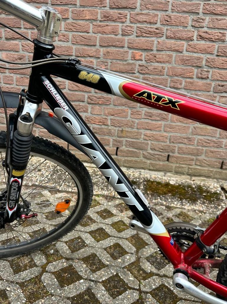 Used Giant Giant ATX 840 2009 Mountainbike, Black, 26 — image 2 of 8