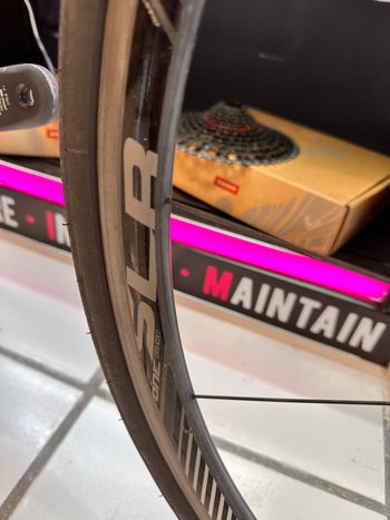 Used Giant TCR Advanced Pro 1 2018 2018 Road & Gravel, Black — image 8 of 8