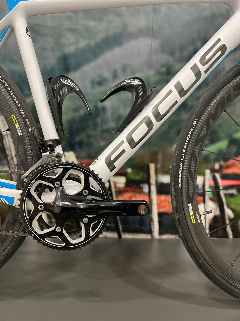 Used Focus Cayo 2017 Road & Gravel, White — image 3 of 5