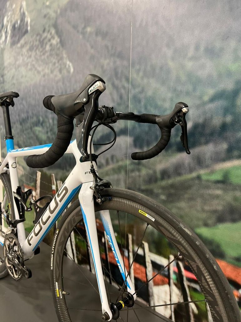 Used Focus Cayo 2017 Road & Gravel, White — image 2 of 5