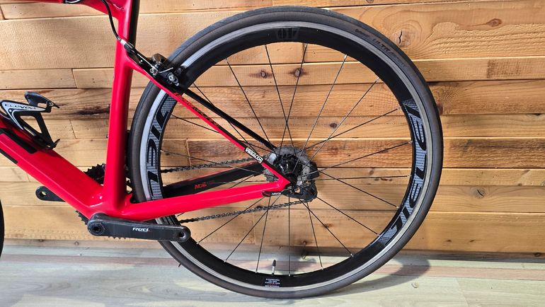 Used BMC teammachine SLR01 2017 2017 Road & Gravel, Red — image 13 of 14