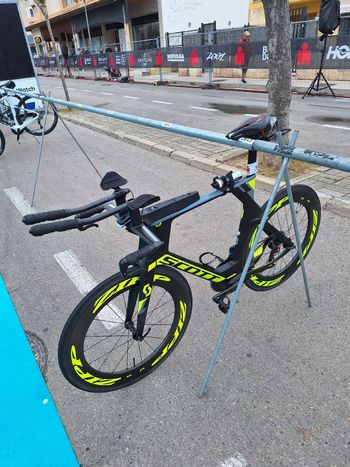 Used Scott Plasma SRAM Red eTap AXS 2018 Road & Gravel, Black — image 2 of 8