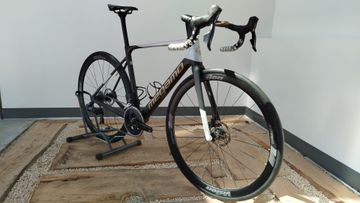 Käytetty Megamo raise Custom SRAM Rival eTap AXS 2025 Road & Gravel
