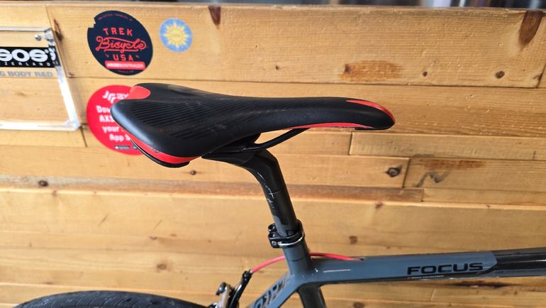 Used Focus Cayo Shimano 105 2020 Road & Gravel, Light Gray — image 7 of 11