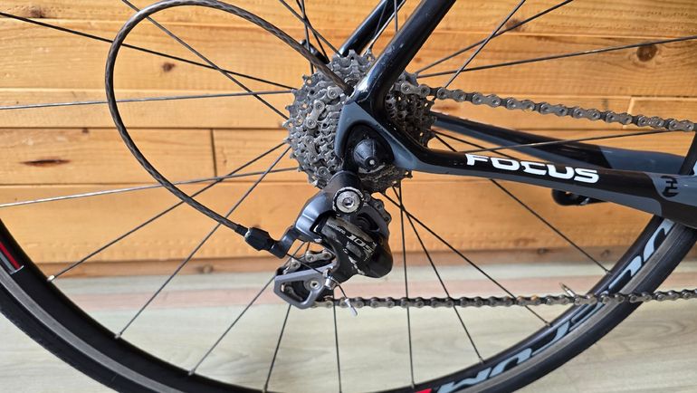 Used Focus Cayo Shimano 105 2020 Road & Gravel, Light Gray — image 5 of 11