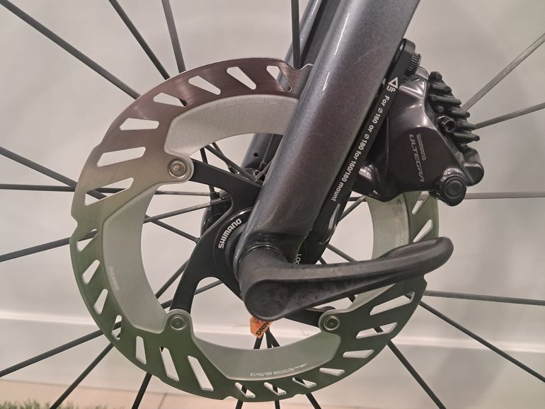 Used Giant TCR Advanced Pro 0 Di2 2025 2025 Road & Gravel, Blue — image 4 of 5