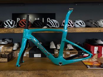 Pinarello, Kit Telaio 2026 Luxter Tourquoise Frameset