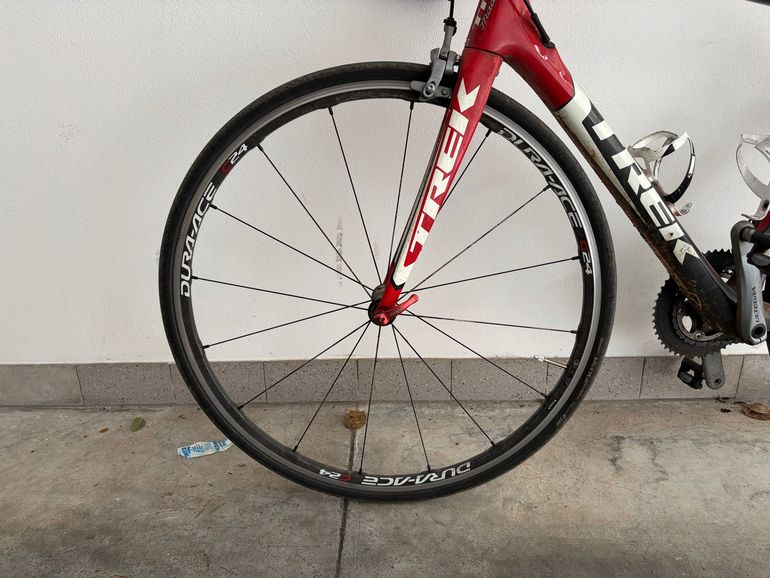 Used Trek Madone 5.2 H2 (Compact) 2013 2013 Road & Gravel, Rot — image 11 of 13