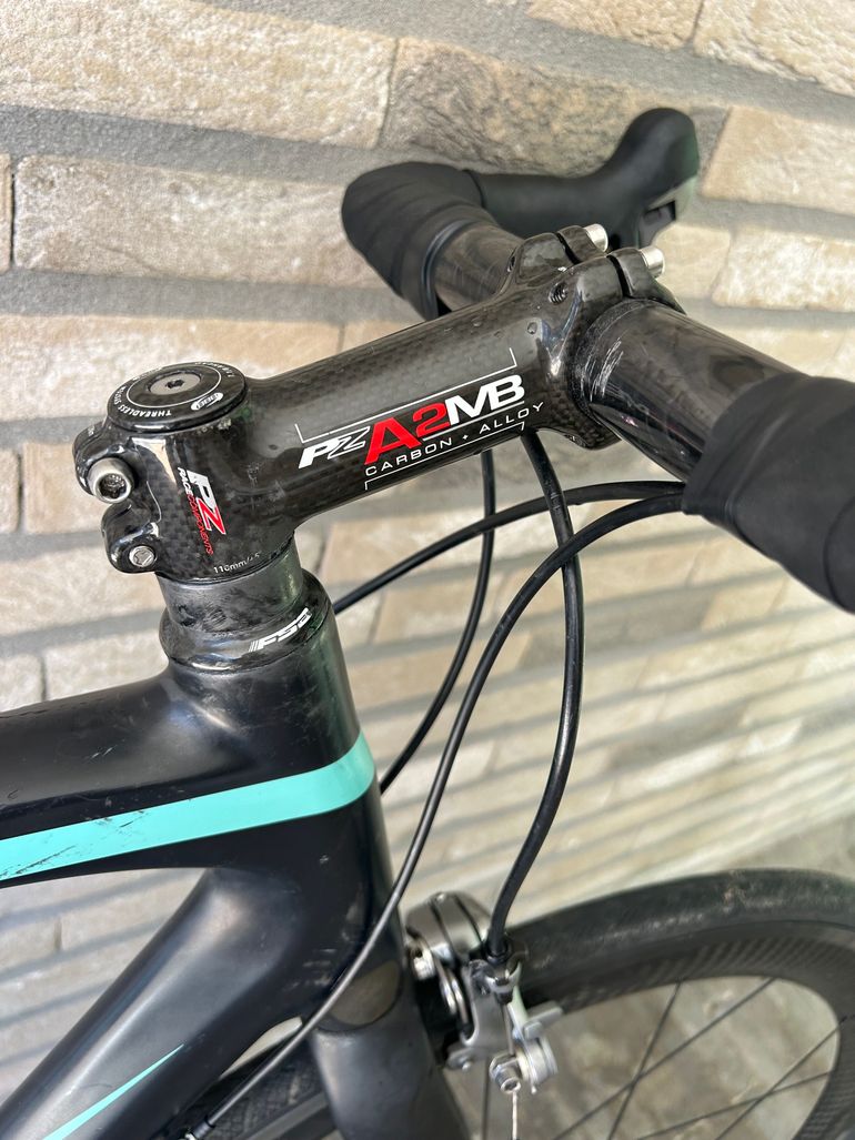 Used Bianchi Sempre Pro Ultegra 2014 2014 Road & Gravel, Black — image 2 of 10