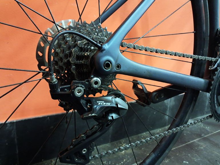 Used Specialized Specialized Tarmac SL6 Disc Sport 2020 Road & Gravel, Blau — image 4 of 7