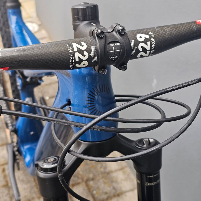 Used Cannondale Scalpel Carbon SE 1 2022 Mountainbike — image 2 of 10