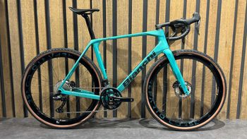 Bianchi, Impulso RC GRX 825 DI2 2025