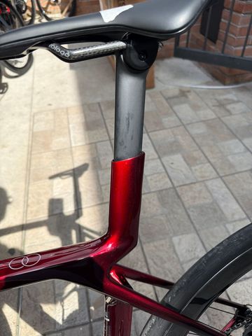 Used Trek Madone SL 7 2027 Frameset 2027 Road & Gravel, Red — image 8 of 8