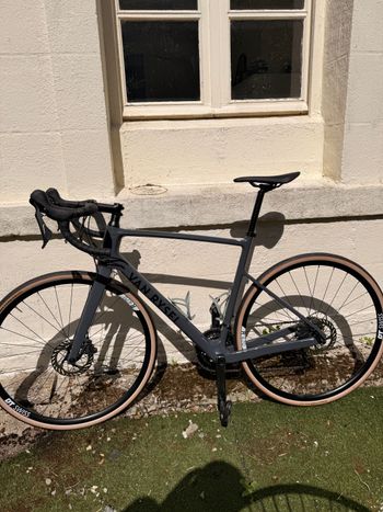 Used Van rysel VAN RYSEL NCR CF TIAGRA 2024 Road & Gravel, Light Gray — image 1 of 8