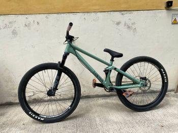 Used Canyon Stitched 720 2023 2023 Mountainbike, Green, 26 — image 3 of 12