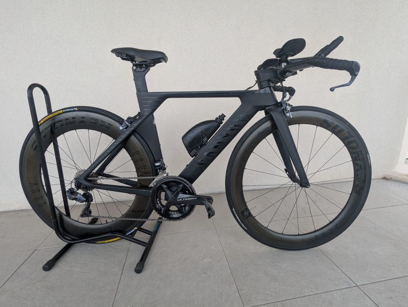 Used Canyon Speedmax CF 8.0 LTD 2021 2021 Road & Gravel, Black — image 1 of 9