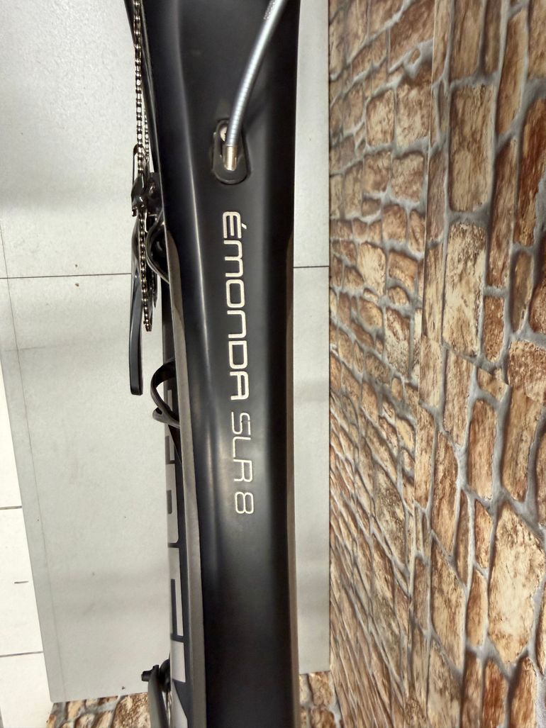 Used Trek Émonda SLR 8 2018 2018 Road & Gravel, Black — image 10 of 10