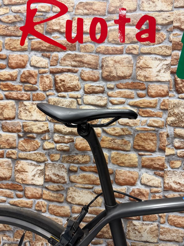 Used Specialized S-Works Tarmac SL5 2018 Road & Gravel — image 6 of 9