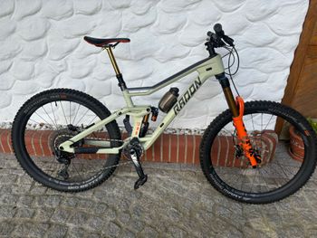 Radon, Radon - jab SRAM X01 Eagle