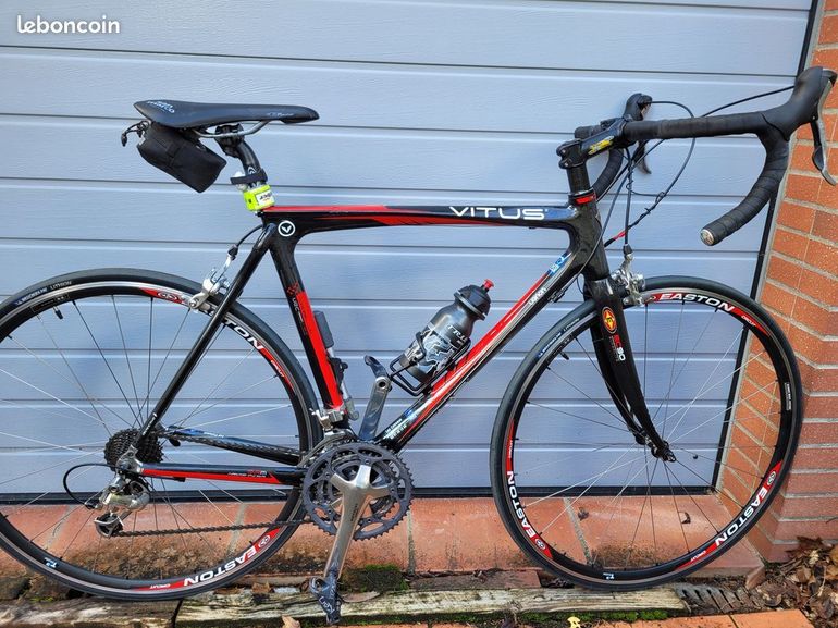 Used Vitus Venon 2012 2012 2012 Road & Gravel, Red — image 1 of 3