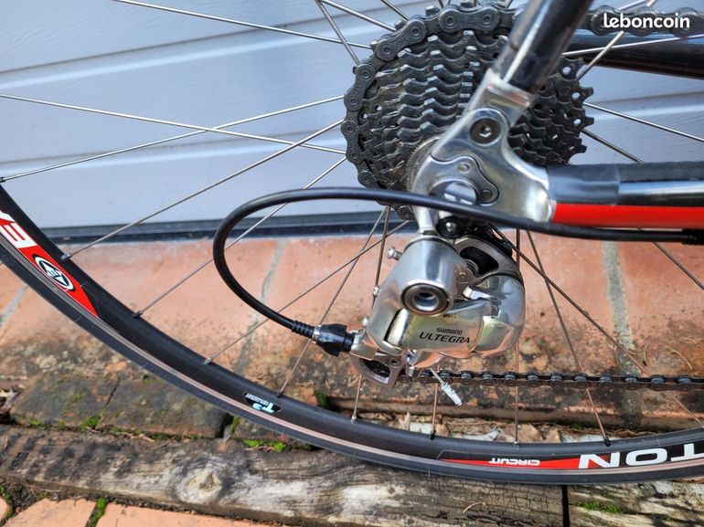 Used Vitus Venon 2012 2012 2012 Road & Gravel, Red — image 3 of 3
