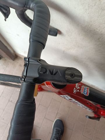 Used Bottecchia Custom Shimano Ultegra Di2 2022 Road & Gravel, Red — image 3 of 13