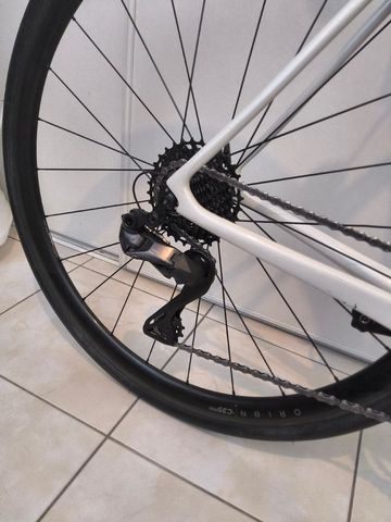 Used Origine Axxome Shimano Ultegra Di2 2025 Road & Gravel, White — image 3 of 3