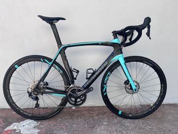 Bianchi, Oltre XR3 Disc 2018