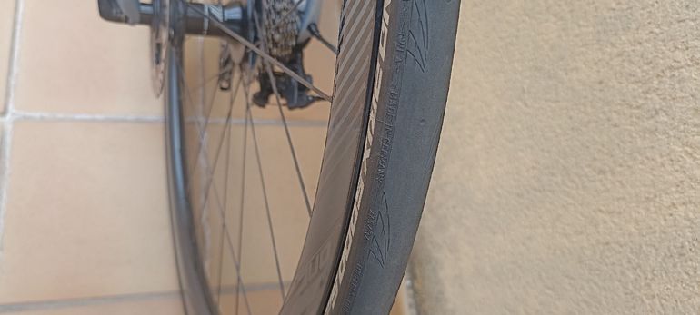 Used Giant Tcr Shimano Ultegra 2019 Road & Gravel, Light Gray — image 6 of 22