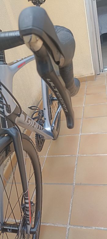 Used Giant Tcr Shimano Ultegra 2019 Road & Gravel, Light Gray — image 4 of 22