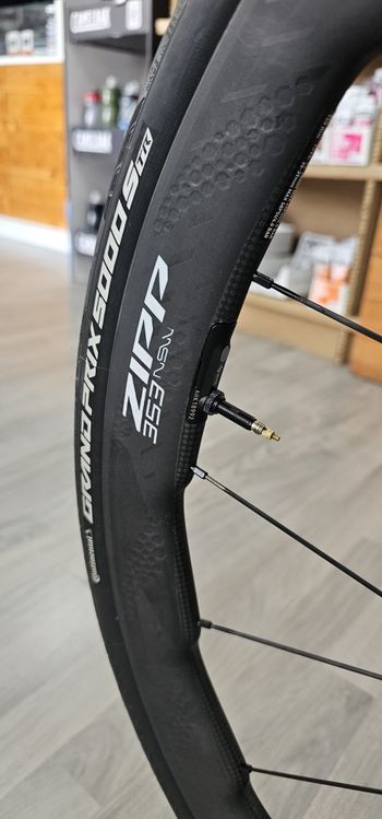 Used BMC Teammachine SLR 01 ONE 2023 2023 Road & Gravel — image 5 of 11