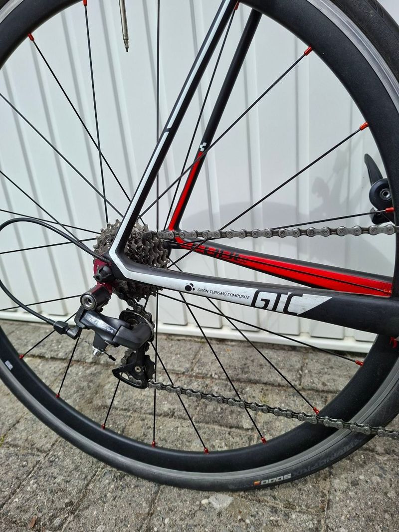 Käytetty CUBE AGREE C:62 Pro 2019 2019 Road & Gravel — kuva 14 / 21