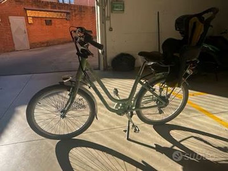 Used Worl Dimension Custom Urban & Touring